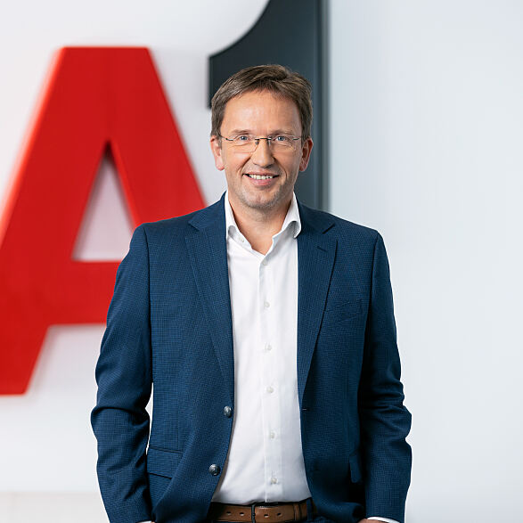Senior Director HR Alfred Mahringer